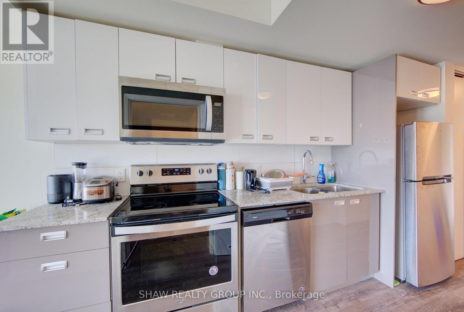 #401 257 HEMLOCK ST STREET - 11