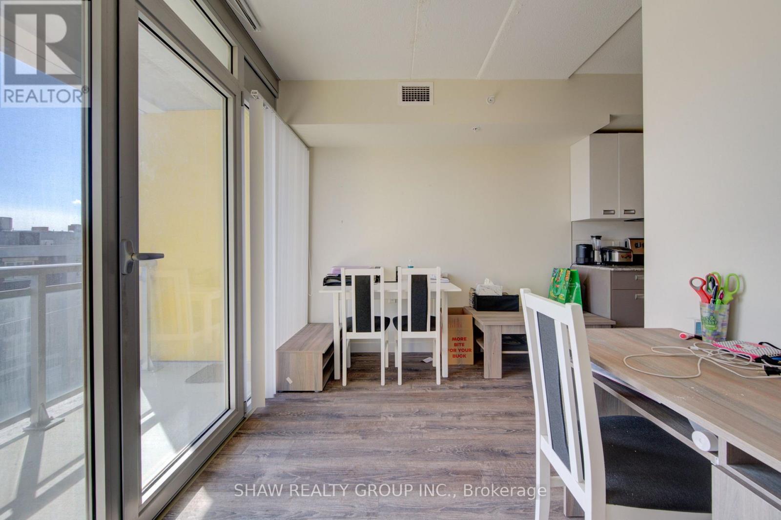 #401 257 HEMLOCK ST STREET - 15