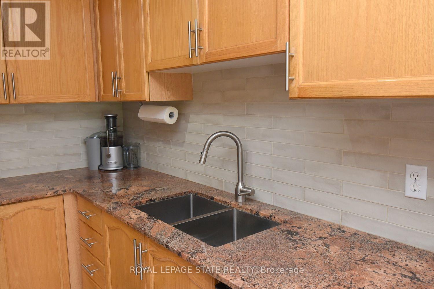 57 TOWNMANSION DRIVE - 12