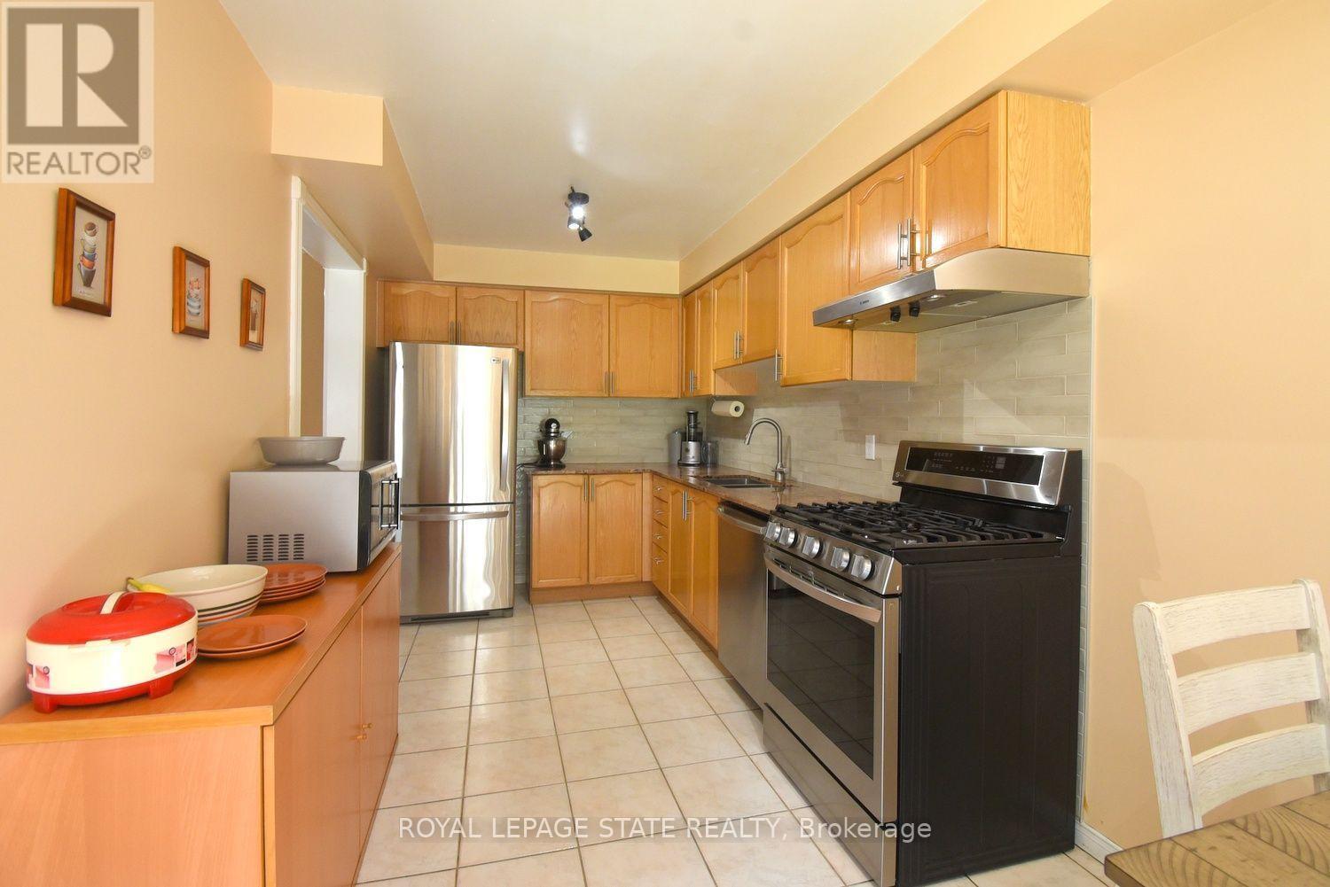 57 TOWNMANSION DRIVE - 15