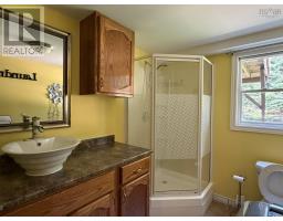 31 Duke Street, Trenton, NS B0K1X0 Photo 15