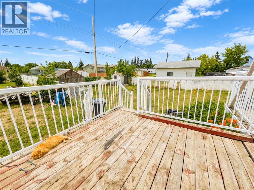 4631 50 Street - 17