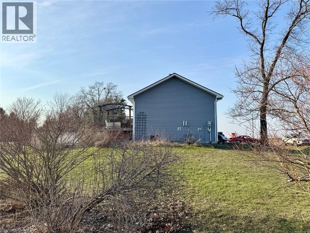 13 HAWTREY Road - 38