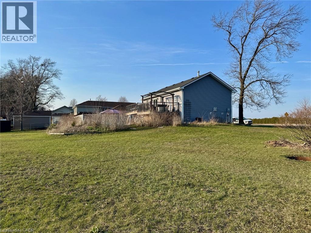 13 HAWTREY Road - 40