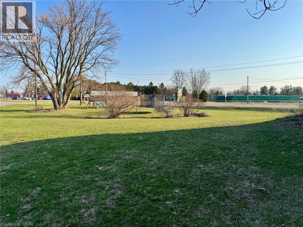 13 HAWTREY Road - 42