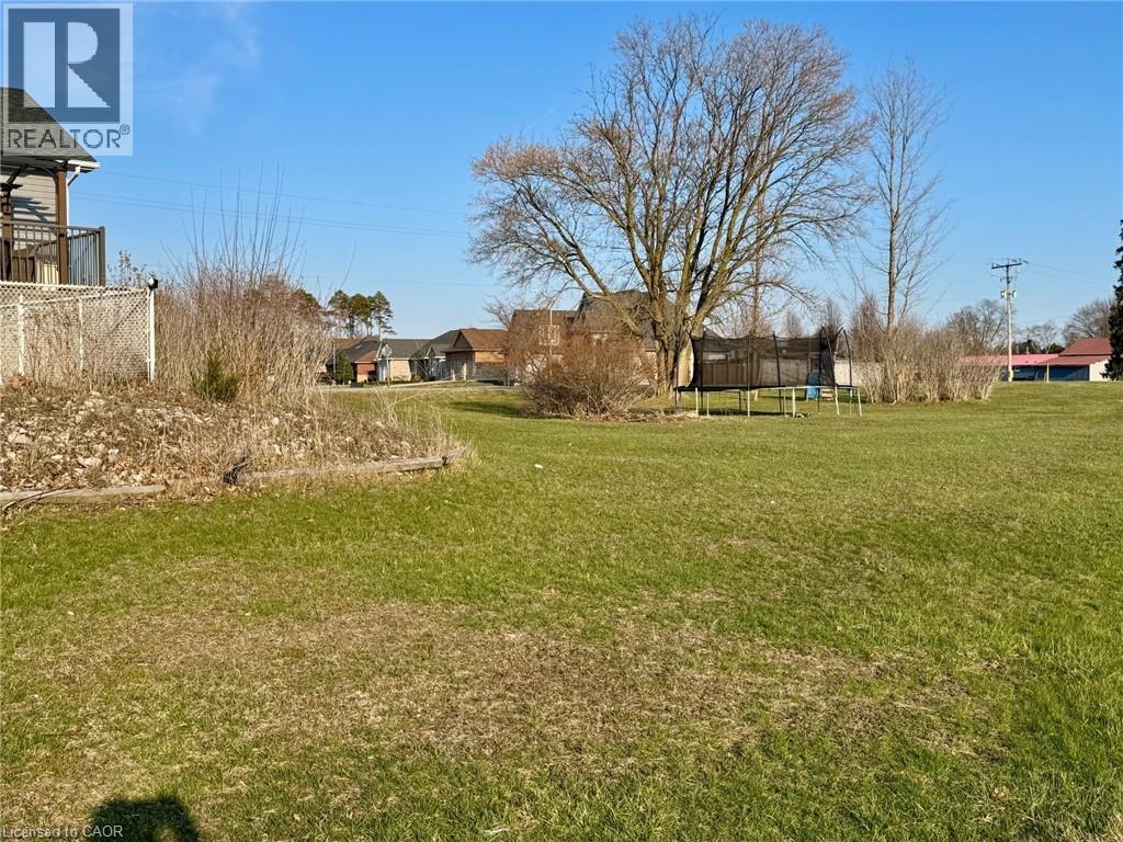 13 HAWTREY Road - 41