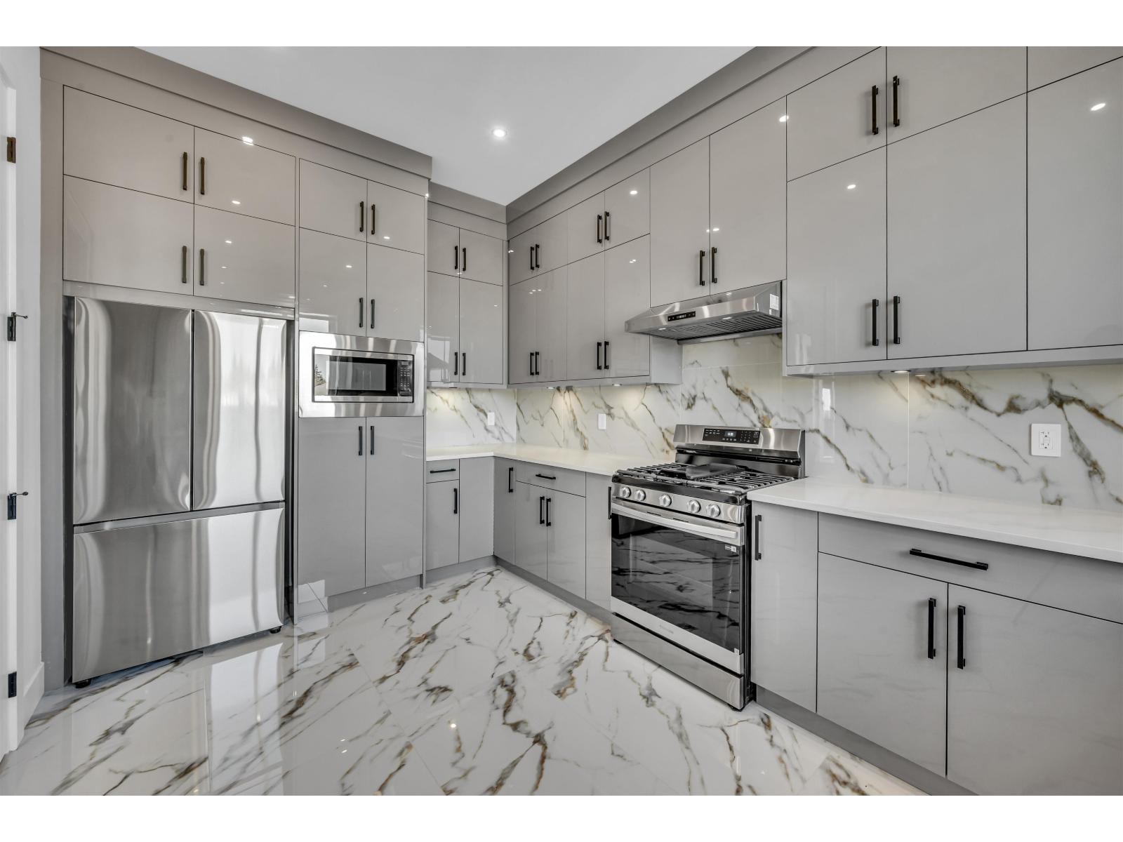 9 Bed, 8 Bath House for Sale in Surrey – 5718 144 STREET, Surrey – MLS# R3154107 - Image 12