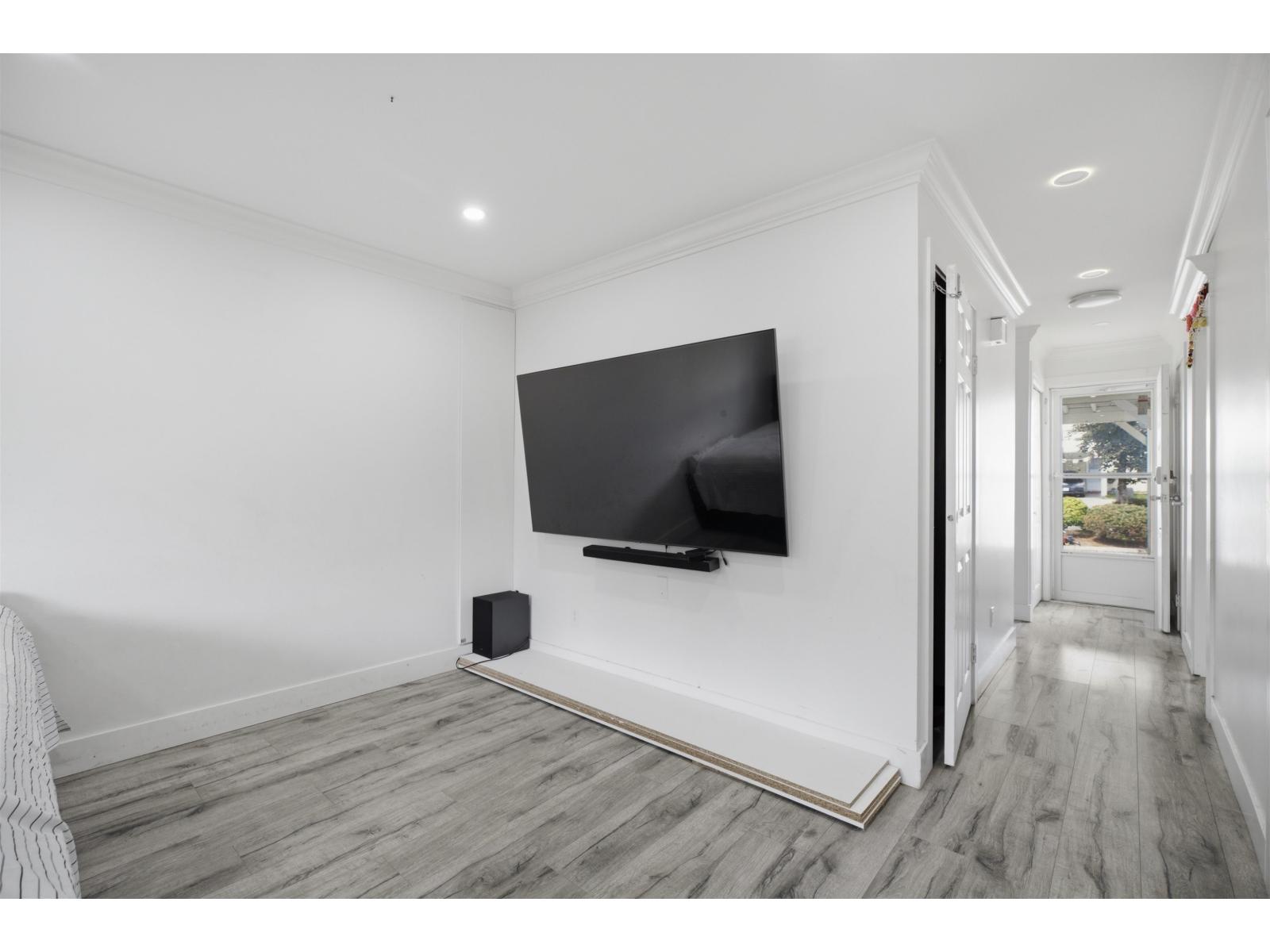 3 Bed, 3 Bath House for Sale in Abbotsford – 23 3075 TRETHEWEY STREET, Abbotsford – MLS# R3153587 - Image 14