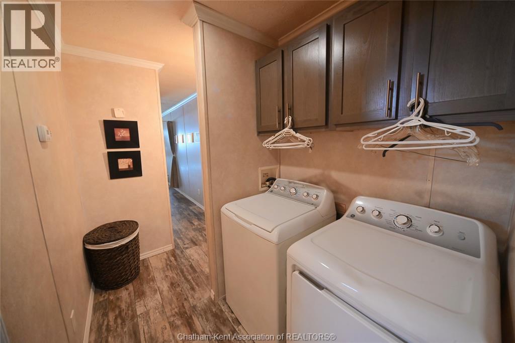 15895 Longwoods ROAD - 24