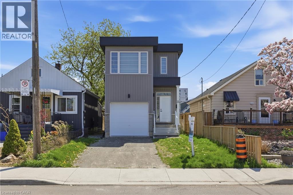 Photo of 37 DELENA Avenue