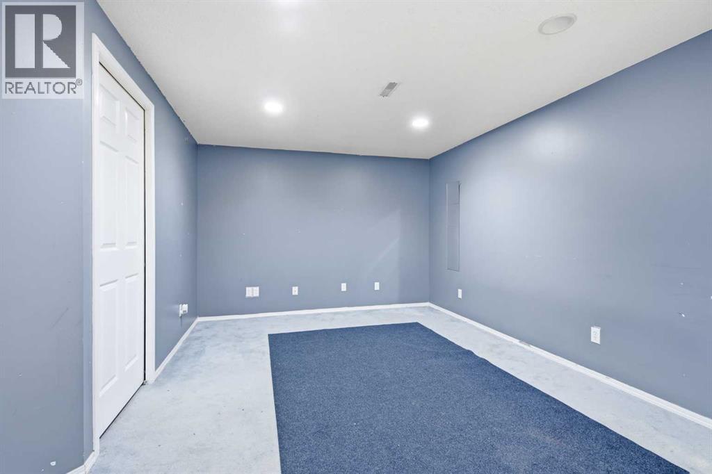 28 Coral Springs Close NE - Image 24