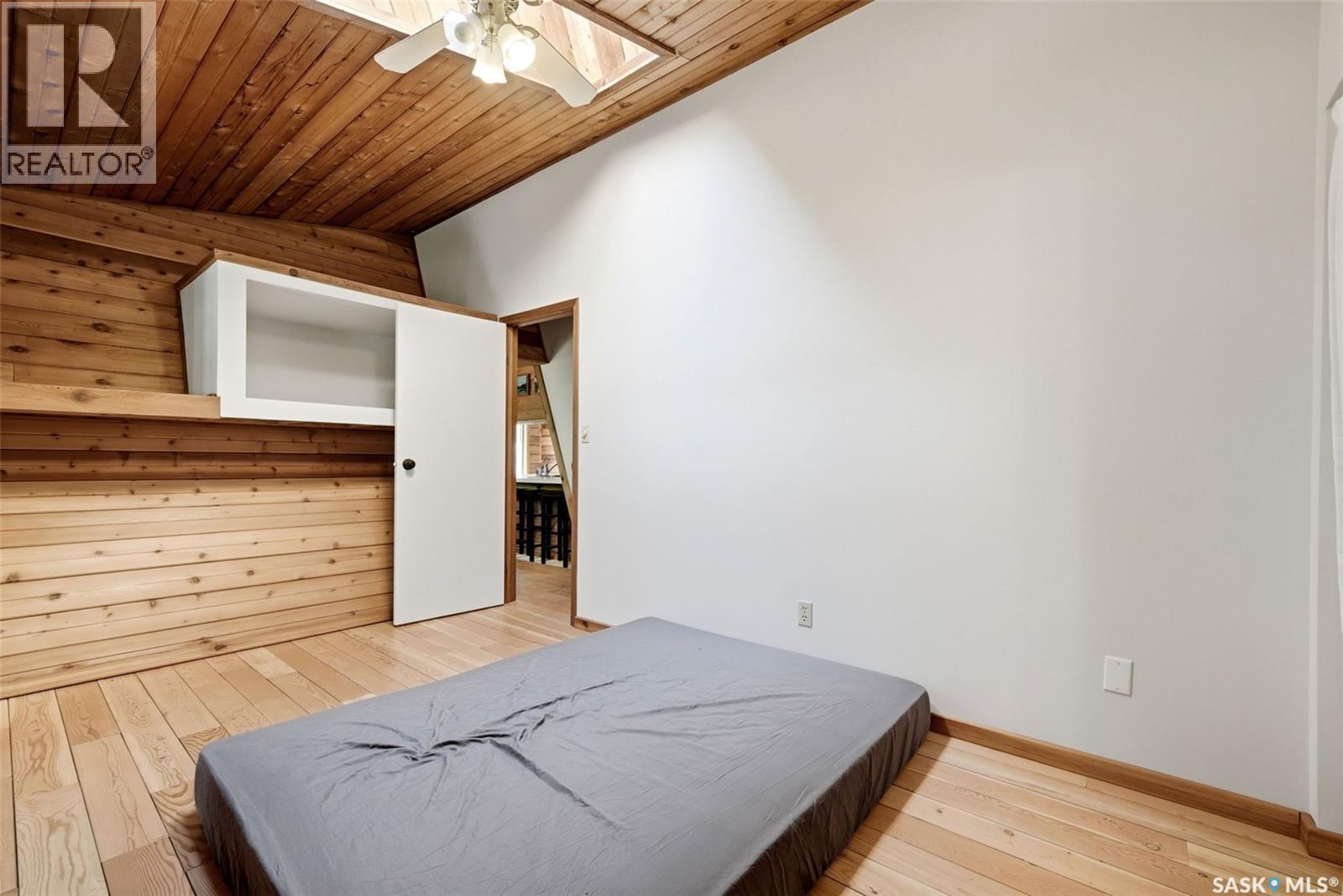 1518 7Th AVENUE - 12