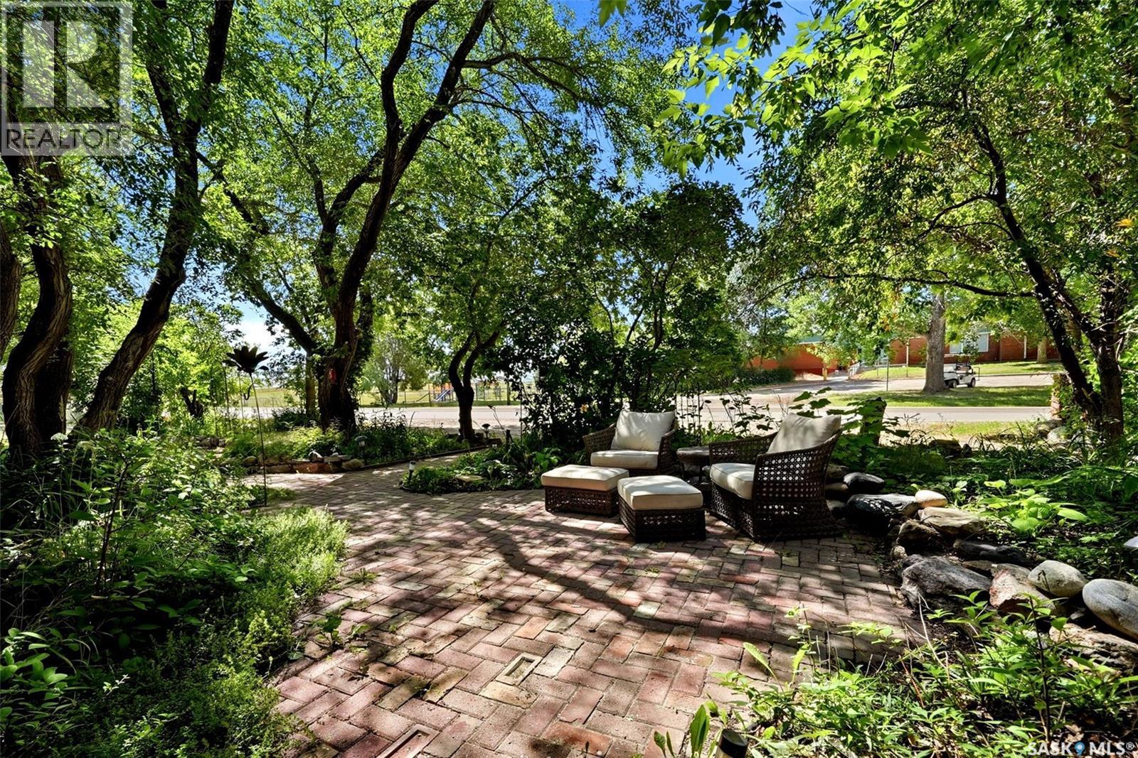 1518 7Th AVENUE - 38