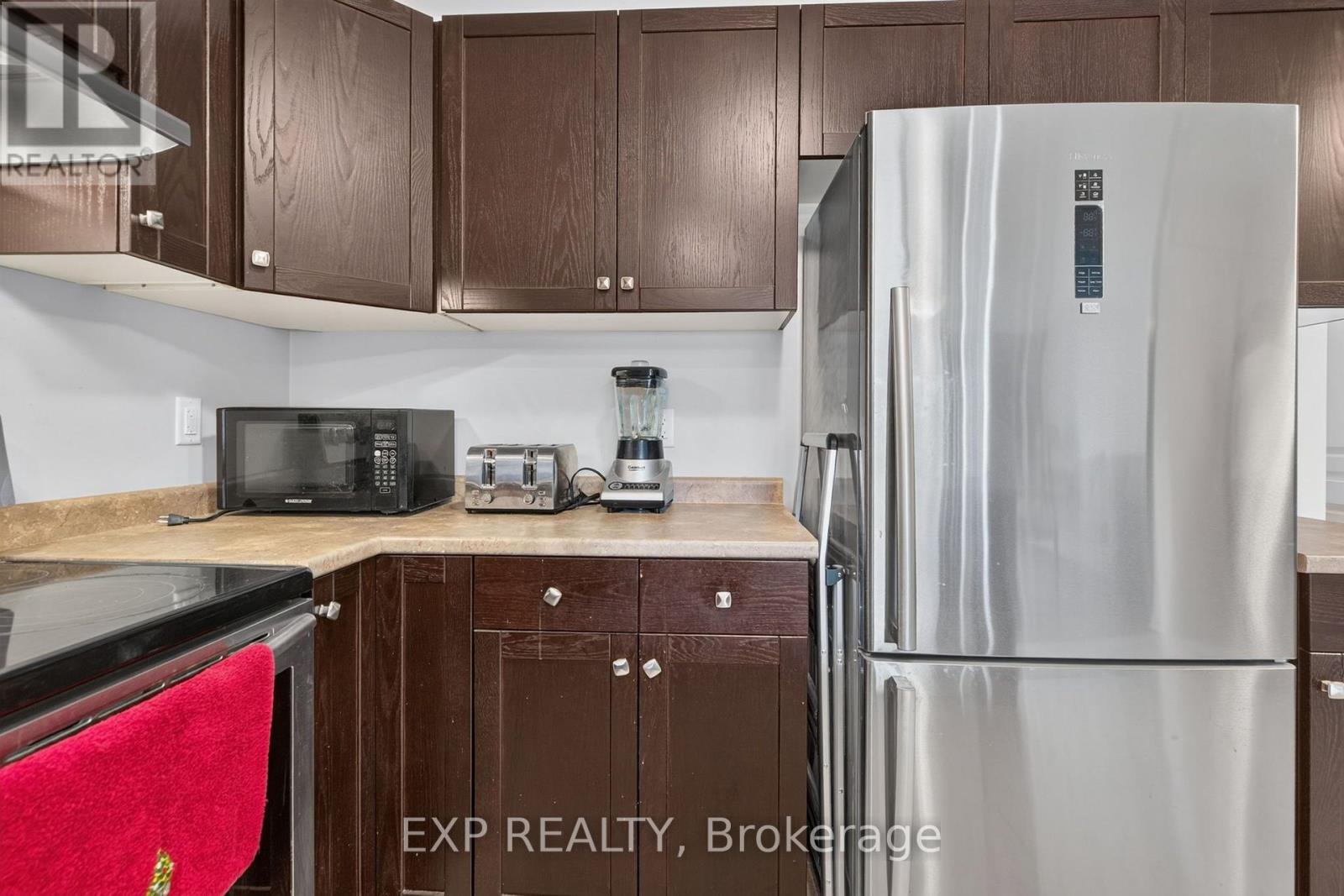 930 SILVERFOX CRESCENT - Image 10