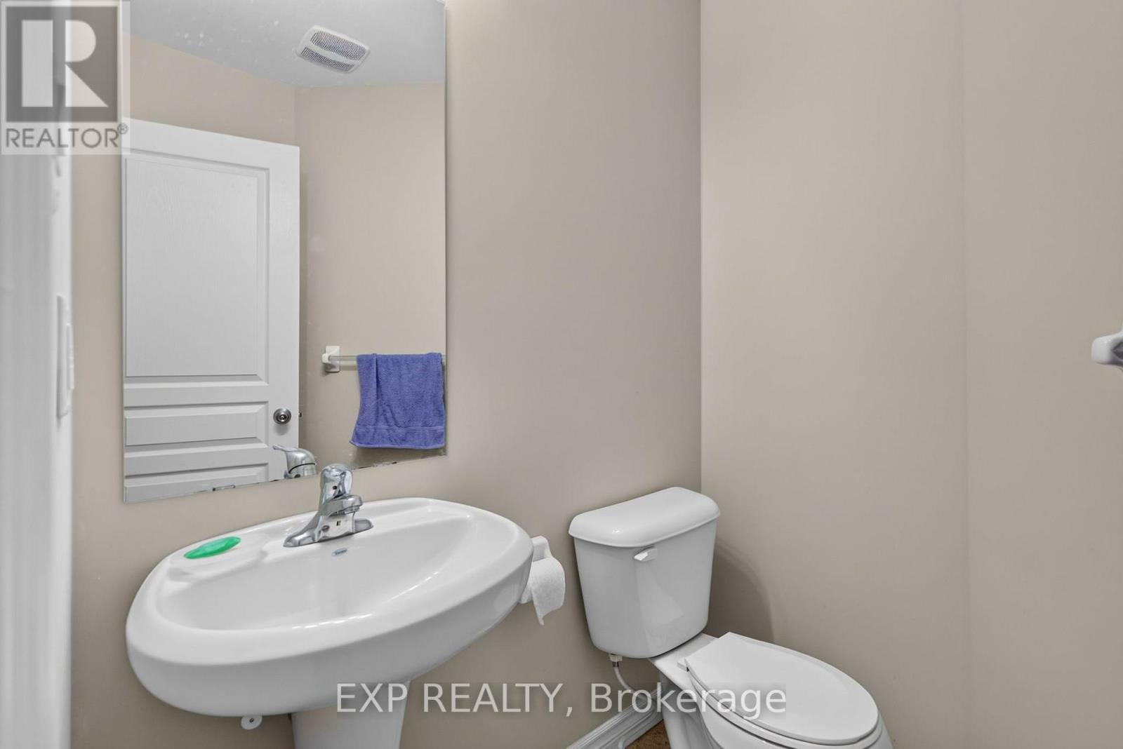 930 SILVERFOX CRESCENT - Image 4