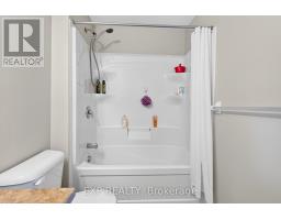 930 Silverfox Crescent, London North, ON N6G5B6 Photo 23