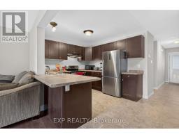 Laundry room - 930 Silverfox Crescent, London North, ON N6G5B6 Photo 9