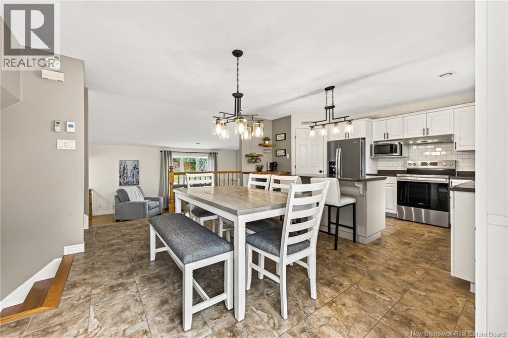 33 Robichaud Court - 12