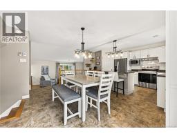 Foyer - 33 Robichaud Court, Dieppe, NB E1A7E4 Photo 12