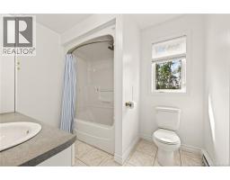 33 Robichaud Court, Dieppe, NB E1A7E4 Photo 32