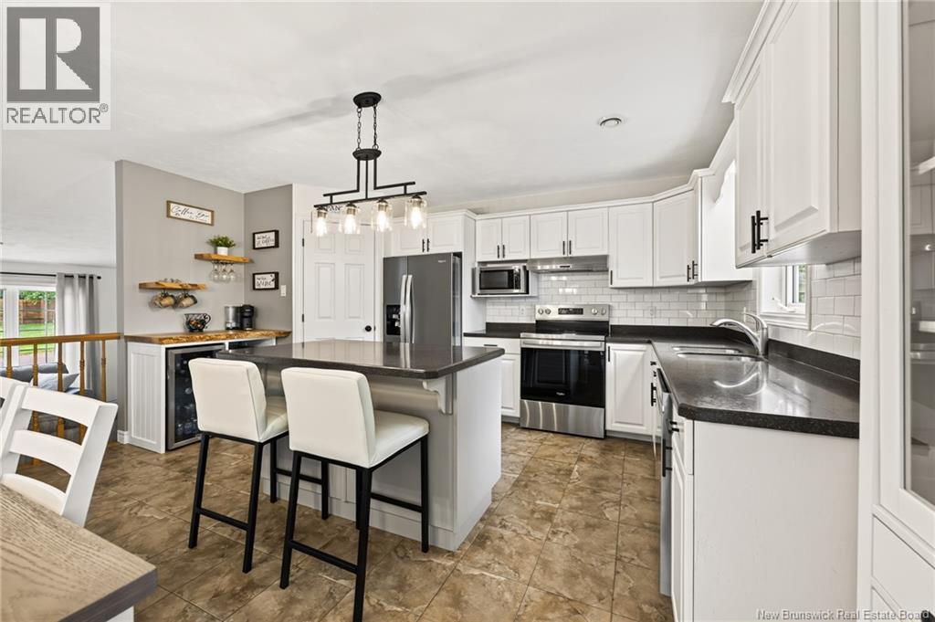 33 Robichaud Court - 14