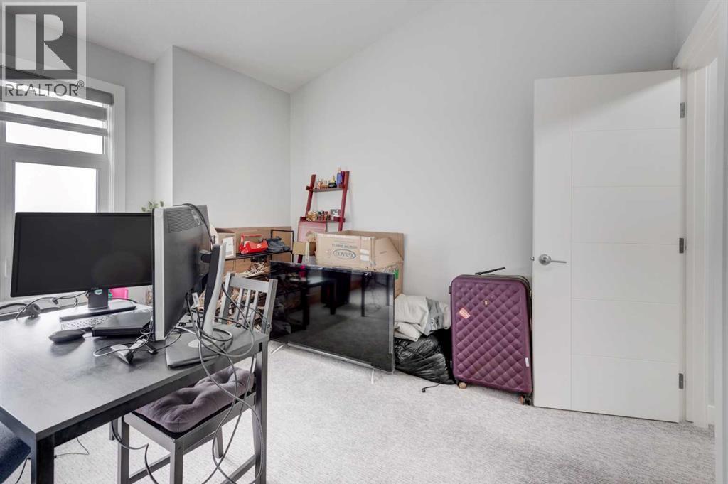 #107 408 27 Avenue NE - 22