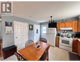 104 Water South Street, photo 3