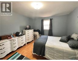 104 Water South Street, photo 8