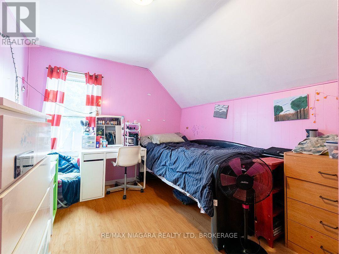 314 BELL STREET - Image 20