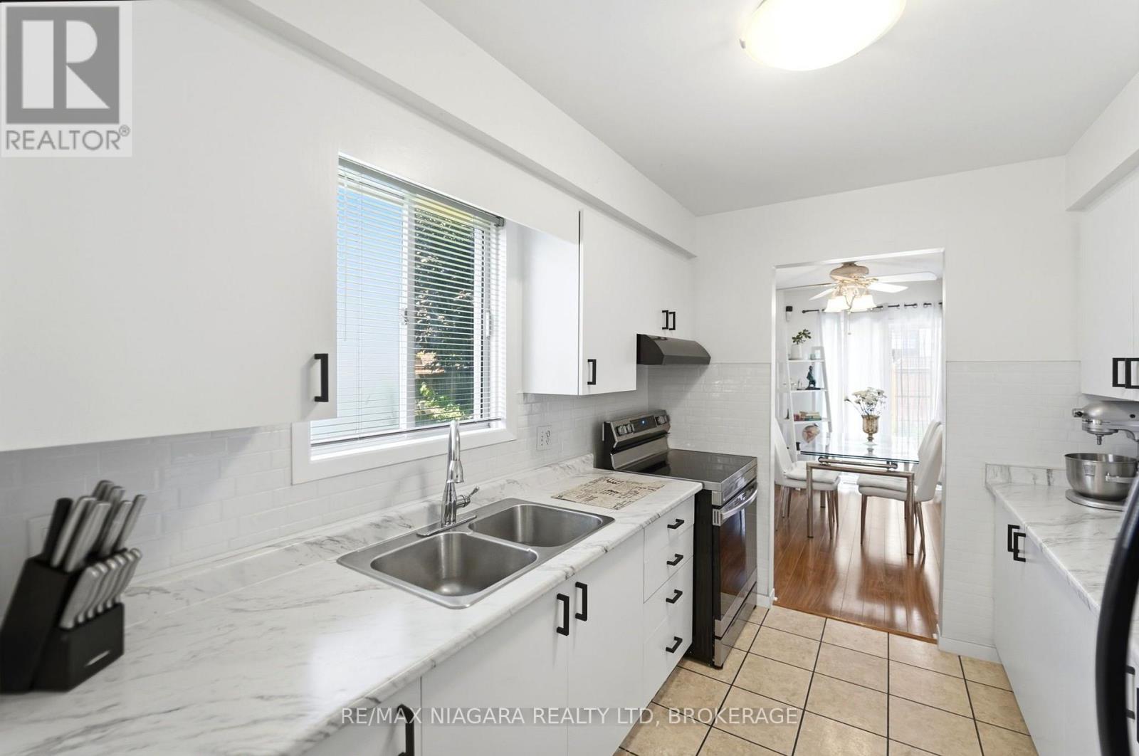 5735 DEERBROOK STREET - 9