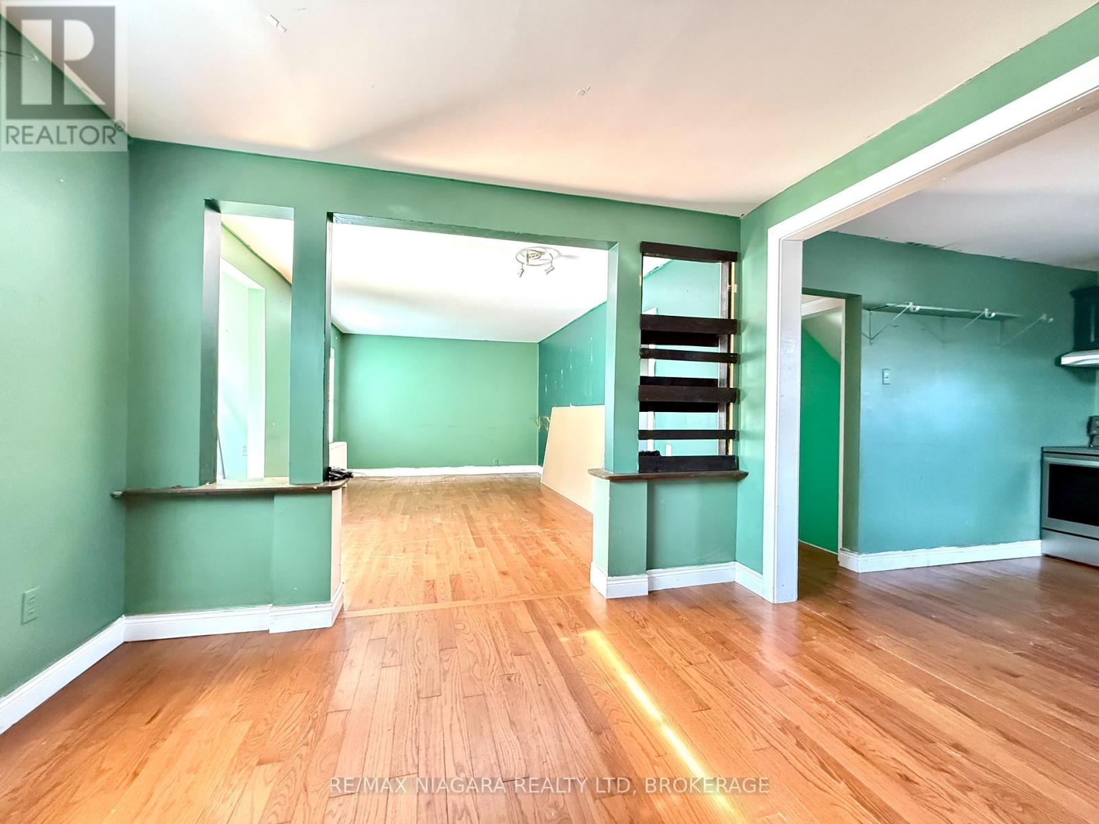 4218 DRUMMOND ROAD - 4