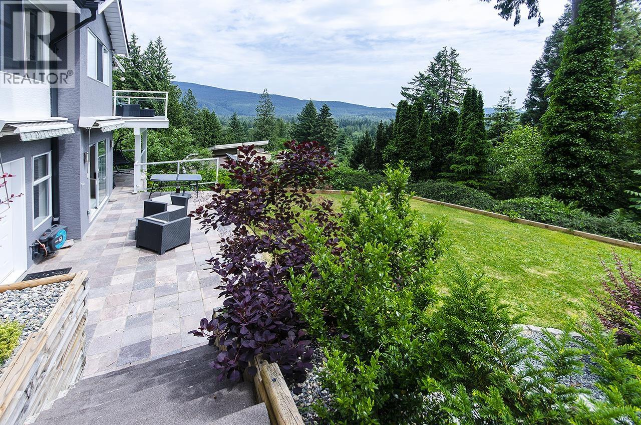 1241 COLEMAN STREET, North Vancouver