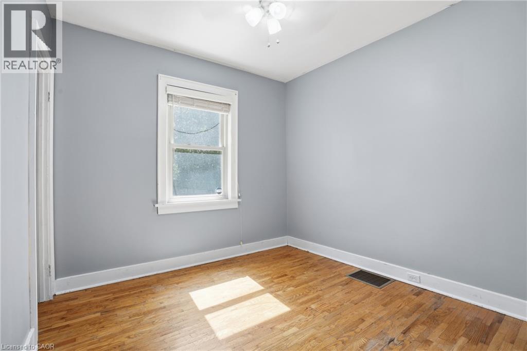 96 PALING Avenue - Image 17