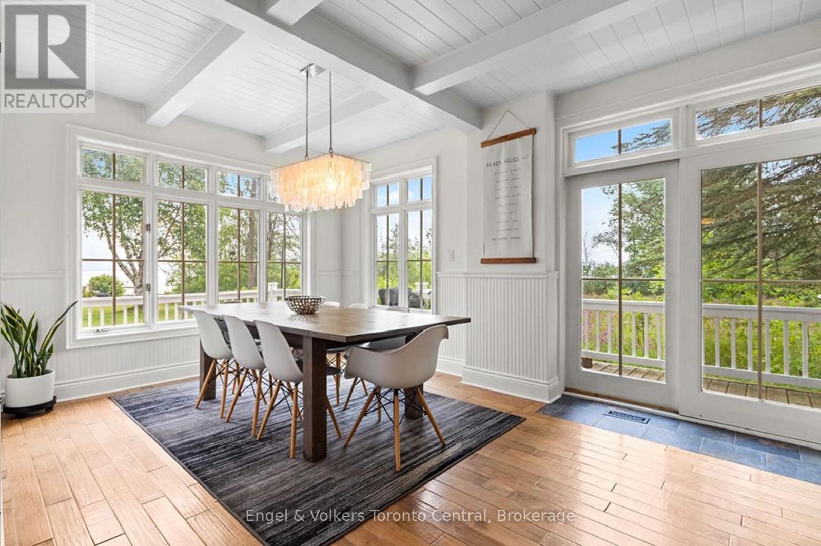 63 GEORGIAN MANOR DRIVE - 16