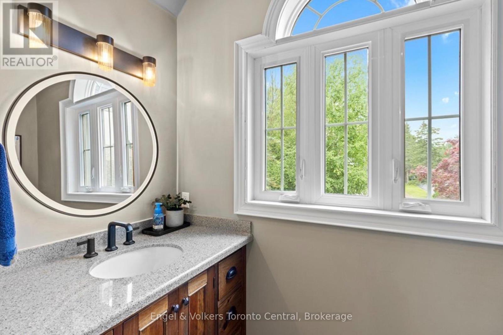 63 GEORGIAN MANOR DRIVE - 30