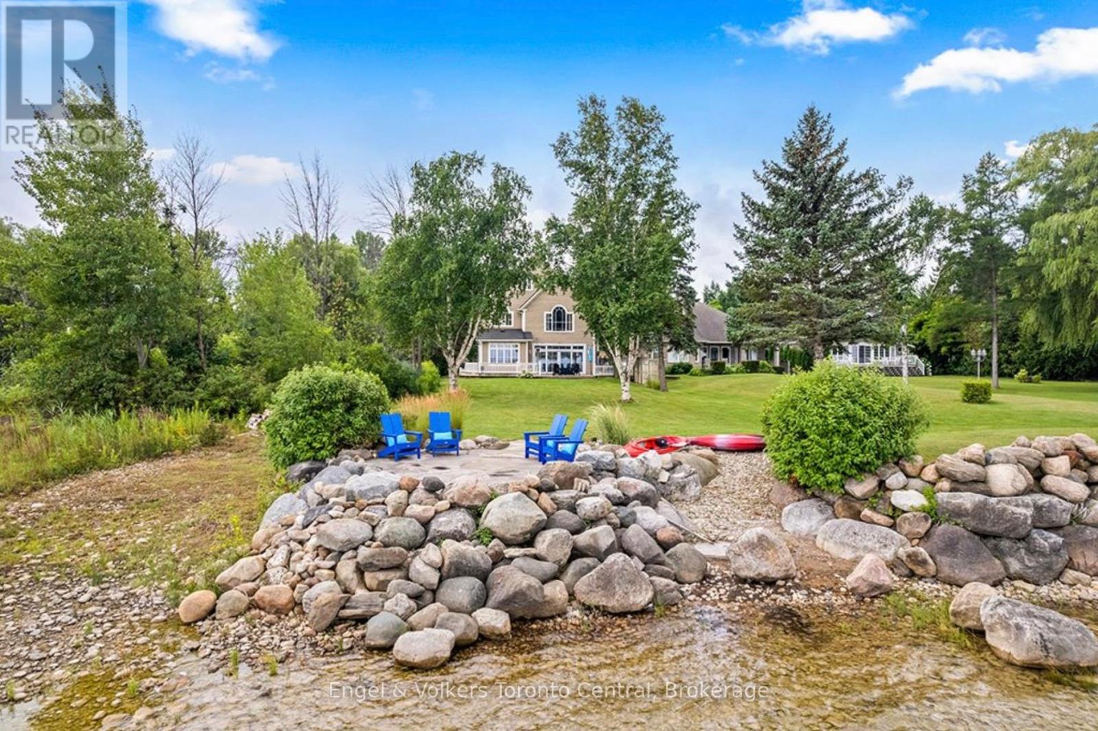 63 GEORGIAN MANOR DRIVE - 42