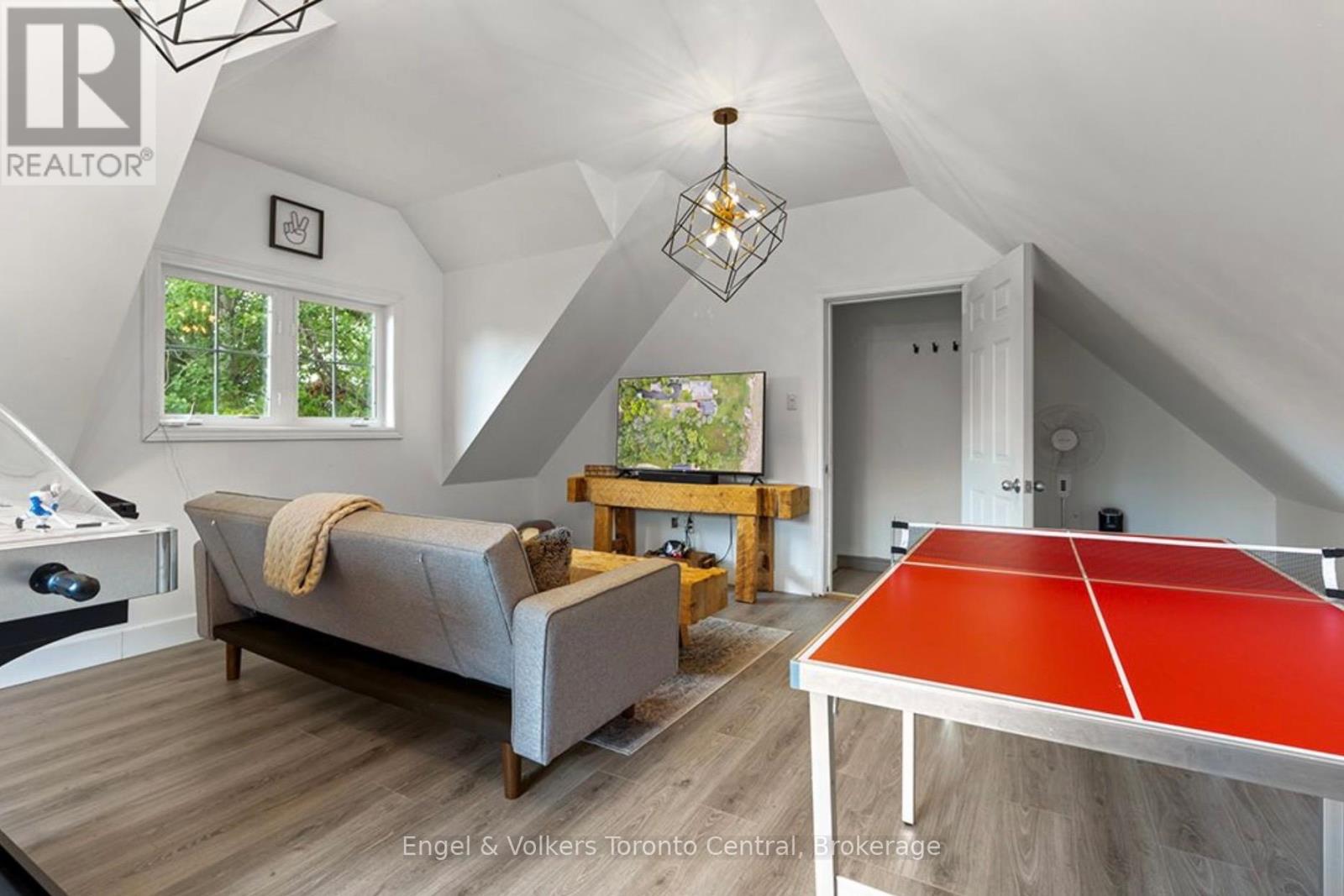 63 GEORGIAN MANOR DRIVE - Image 47