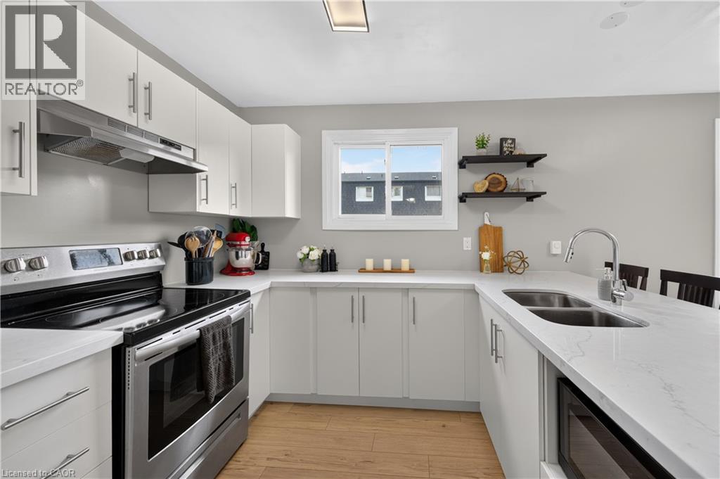 23 ROSEDALE Court - 15