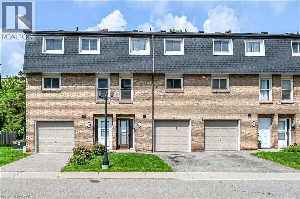 23 ROSEDALE Court, Hamilton — photo 2