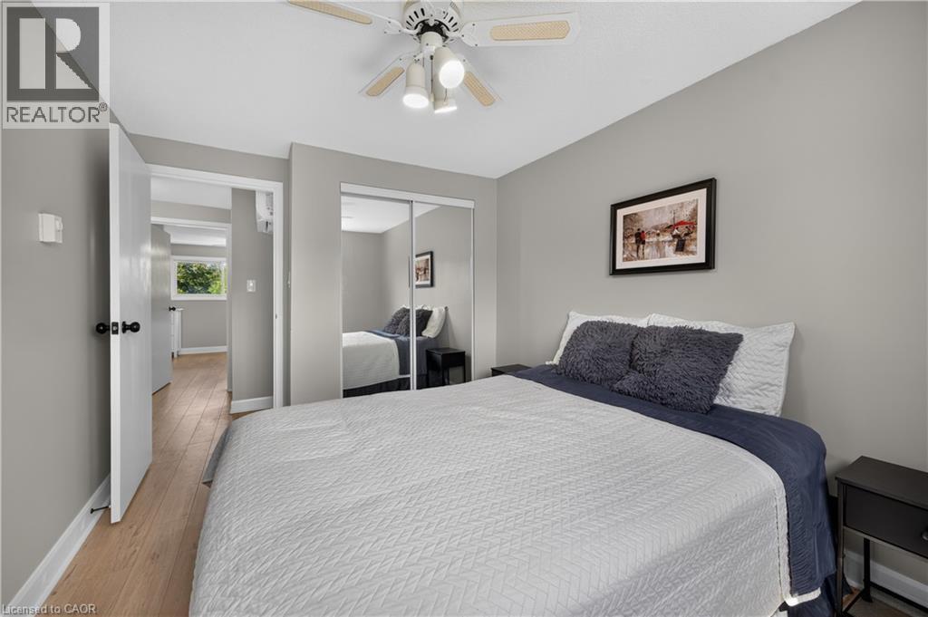 23 ROSEDALE Court - 21