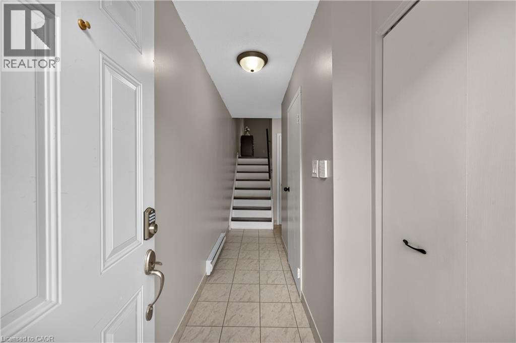 23 ROSEDALE Court - 4