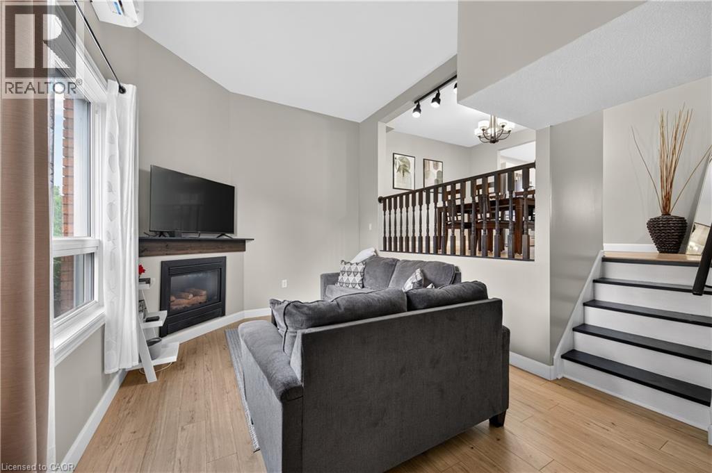 23 ROSEDALE Court - 6