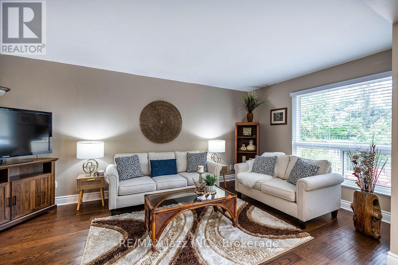 #3 1330 TROWBRIDGE DRIVE - 7