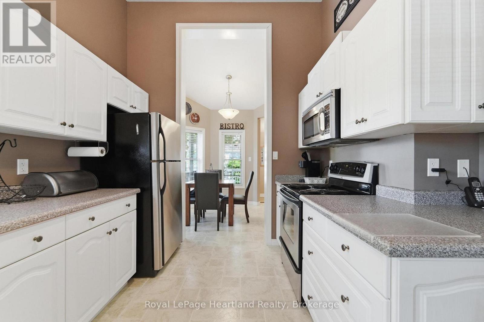 10 HURON LANE - Image 12
