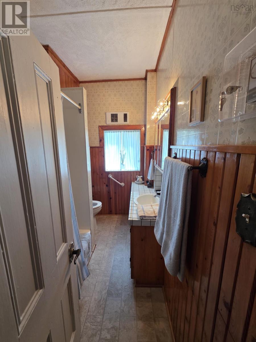 673 George St Street - 4