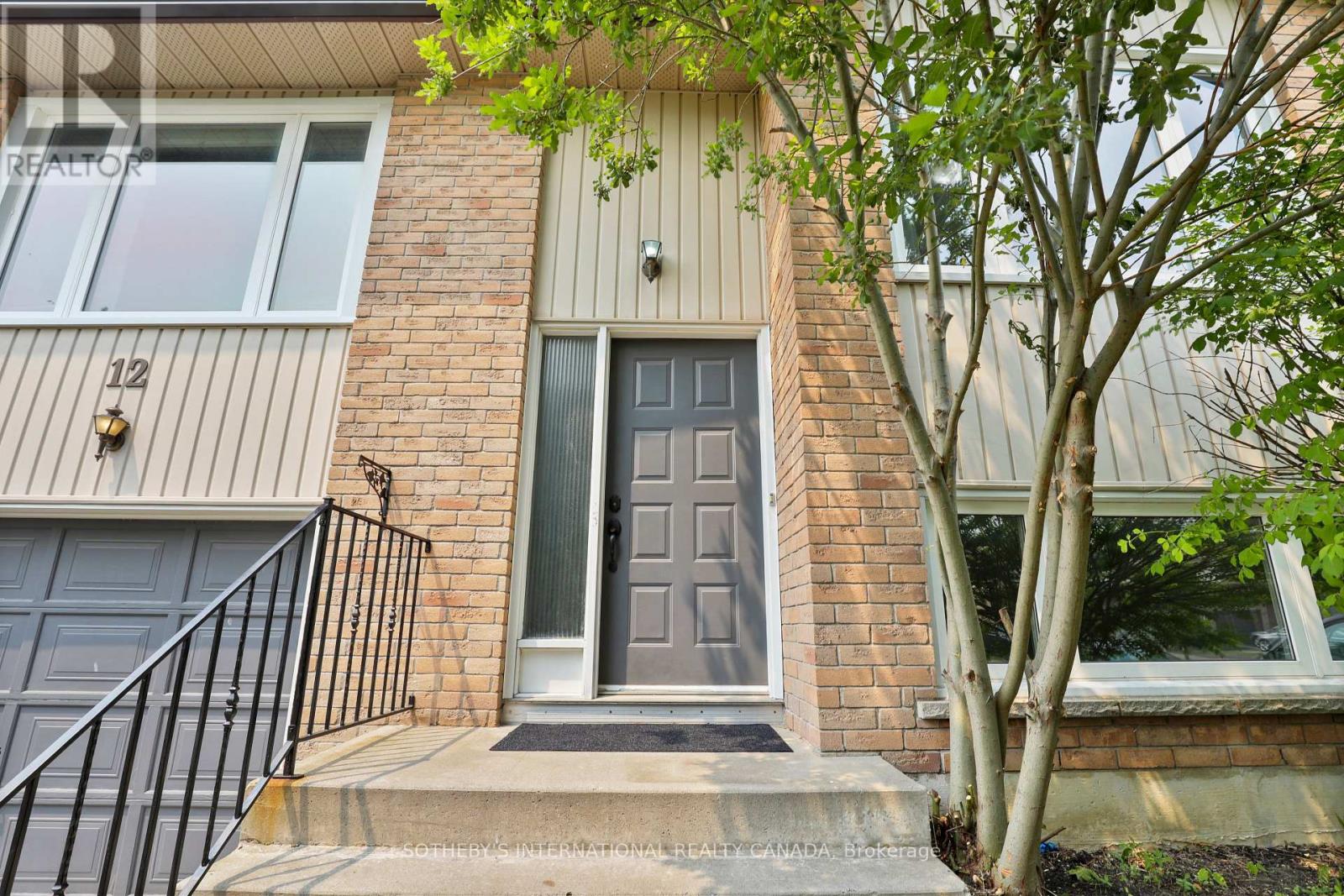12 DUNKIN AVENUE - 7