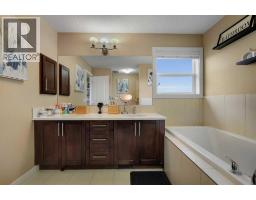 129 Covecreek Bay Ne, Calgary, AB T3K0N1 Photo 31