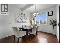 4pc Bathroom - 129 Covecreek Bay Ne, Calgary, AB T3K0N1 Photo 9