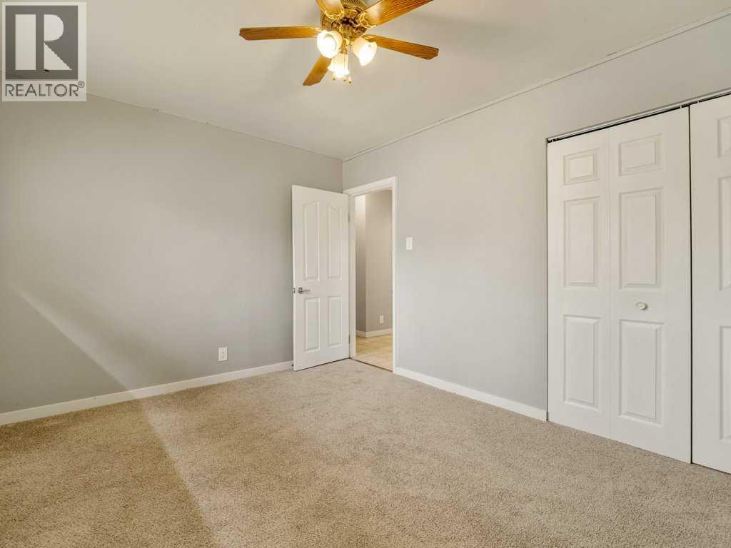 1131 29 Street S - 22