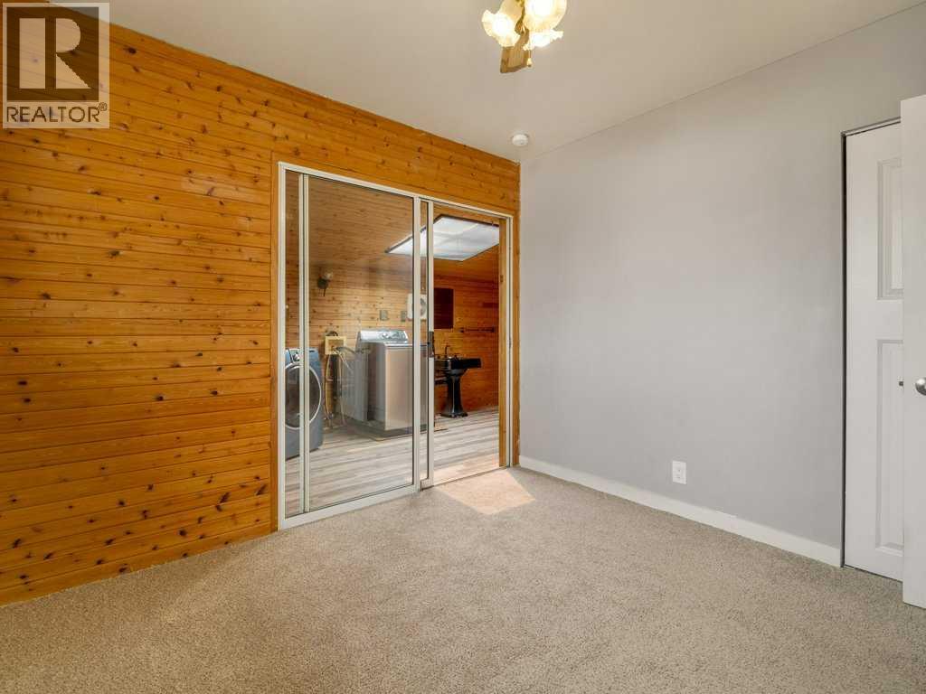 1131 29 Street S - Image 24